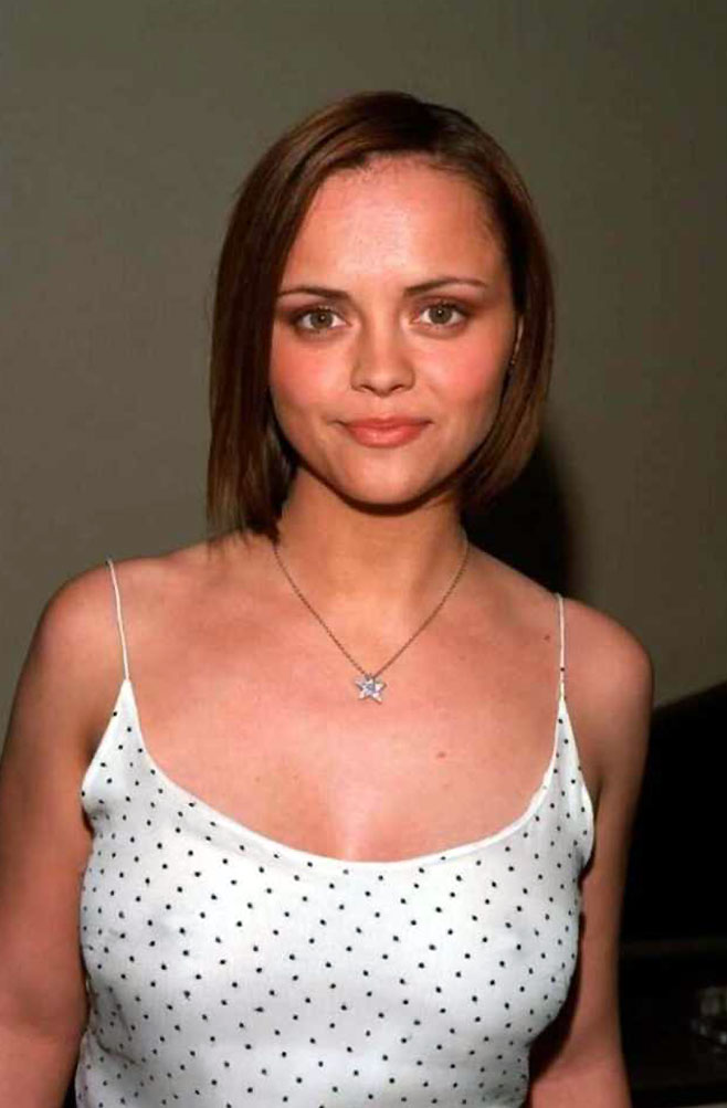 Christina Ricci nude sexy topless hot naked feet cleavage boobs25 2