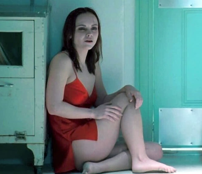 Christina Ricci nude sexy topless hot naked feet cleavage boobs32 1