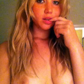 Jennifer Lawrence Nude Leaked Pics 77