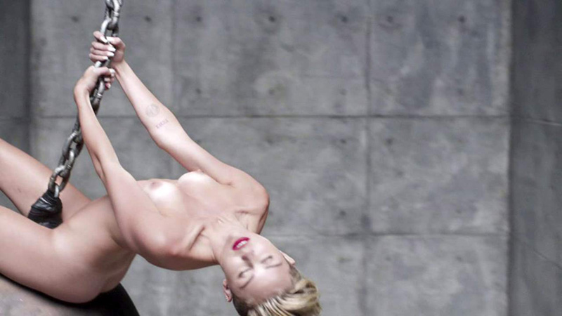 16 Miley Cyrus Nude Naked Wrecking Ball