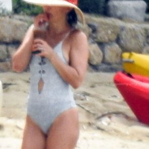 Kate Hudson nude topless porn bikini new greece ScandalPost 6