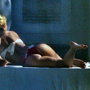 Shakira nude hot ScandalPost 14 1
