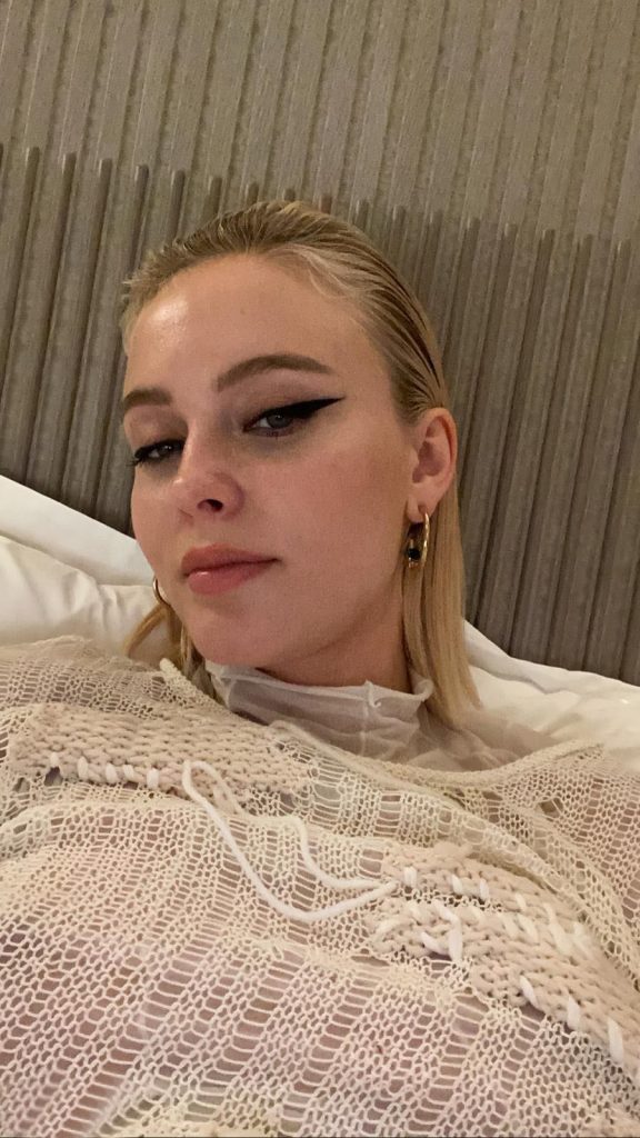 Leaked Pictures of Zara Larsson Featuring Lots and Lots of Butt Stuff and Masturbation gallery, pic 3
