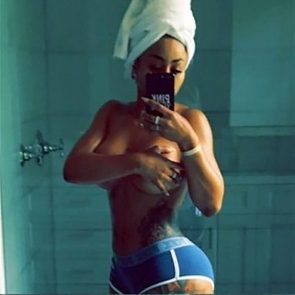 Black Chyna nude leaked 24