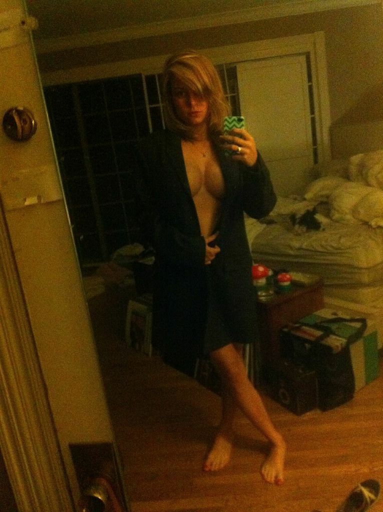 Brie Larson Nude – Update