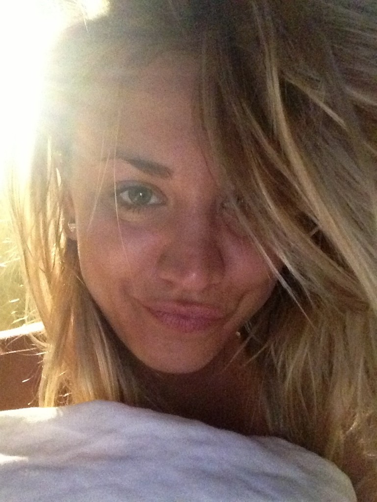 Kaley Cuoco Leaked Nude Photos – Update
