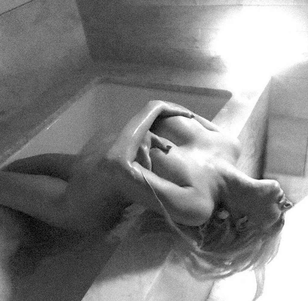 Christina Aguilera nude porn hot boyfriend butt boobs pussy hair nipples ScandalPost 3