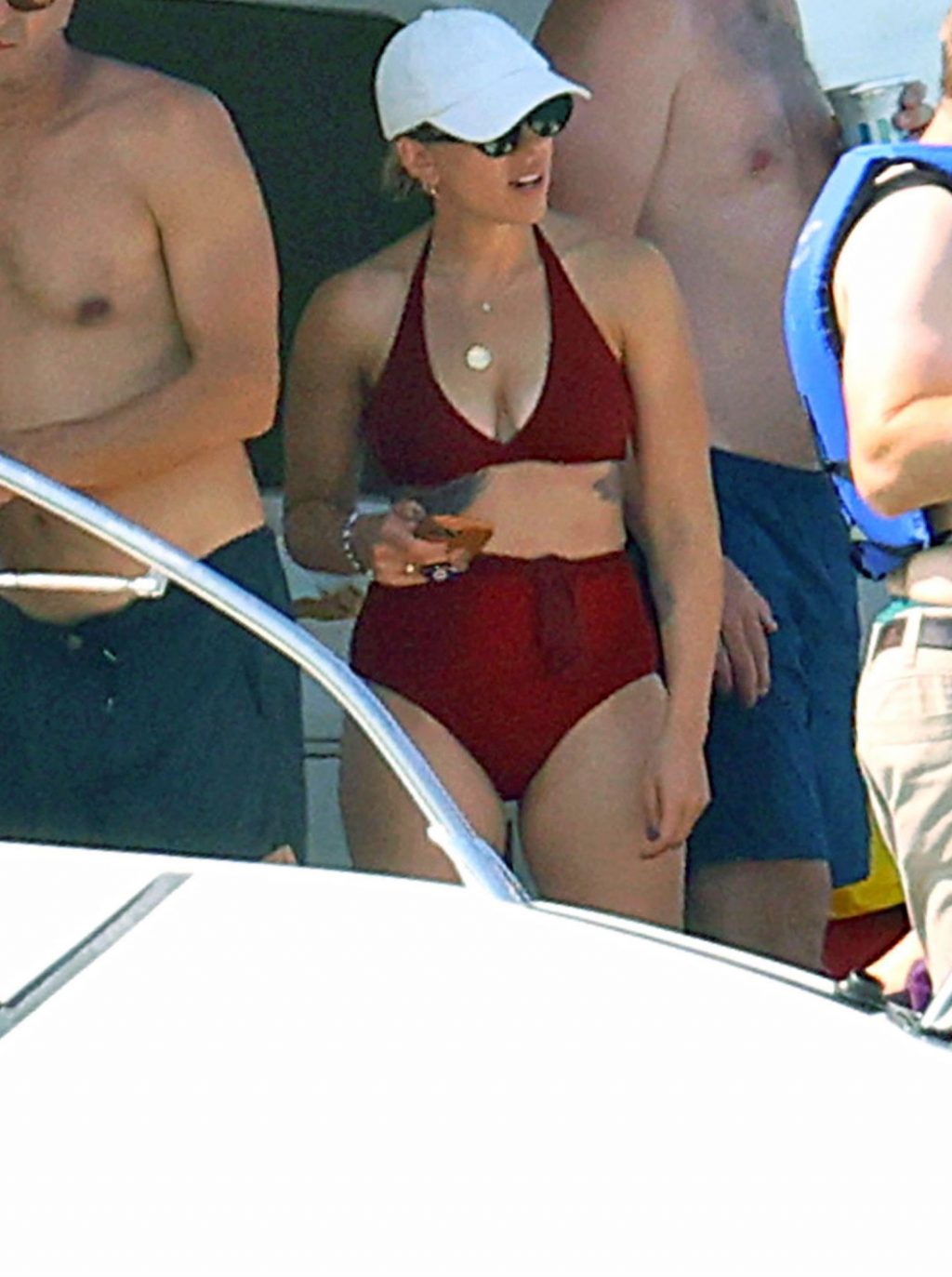 Scarlett Johansson nude bikini topless porn sexy tits pussy ass feet new ScandalPost 6