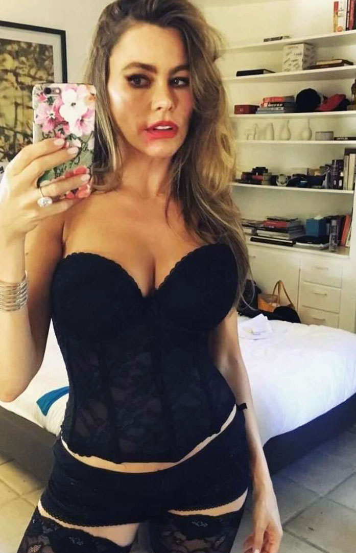 Sofia Vergara nude topless sexy hot ass54