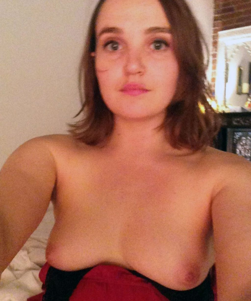 Chloe Fineman nude hot topless porn sexy ass pussy tits feet bikini ScandalPost 18