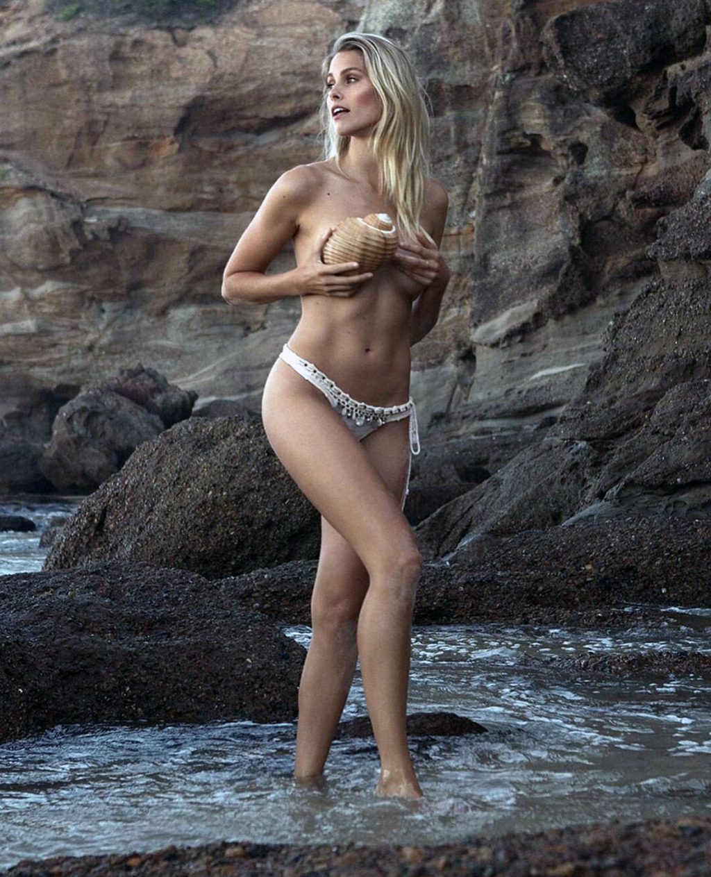 Natalie Roser nude naked topless leaked sexy cleavage26 1