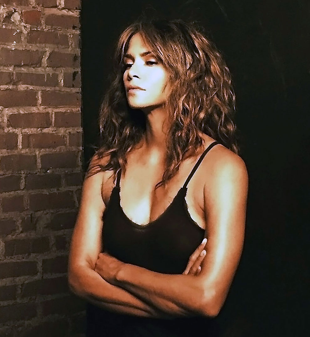 Halle Berry Nude Photos Scenes And Sex Tape Celebs News