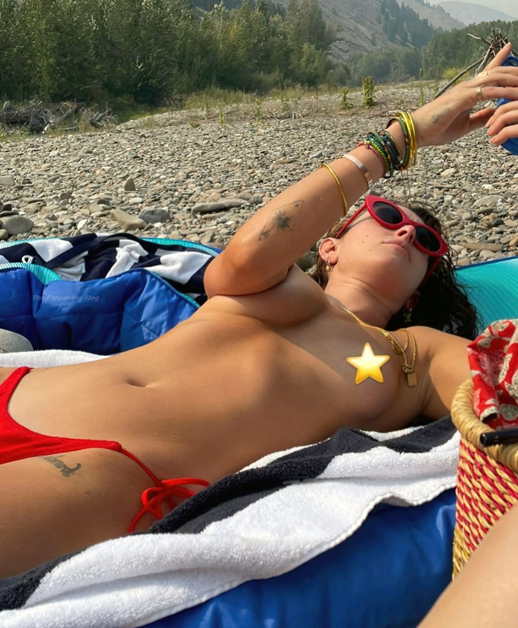 Rumer Willis nude sexy bikini topless new sextape ass feet ScandalPost 19