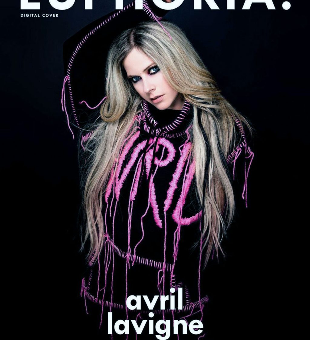 Avril Lavigne naked topless sextape tits pussy ass got new blonde ScandalPost 6 1024x1122 optimized