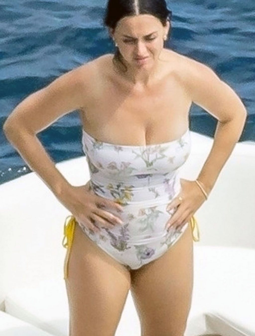 Katy Perry nude bikini sexy ass ScandalPost 1 1 1024x1350 optimized