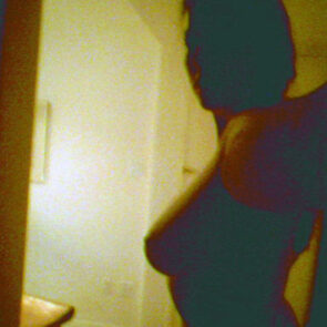 Leelee Sobieski nude hot topless bikini feet tits ass ScandalPost 15 295x295 optimized