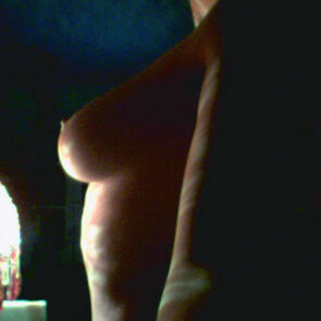 Leelee Sobieski nude hot topless bikini feet tits ass ScandalPost 25 295x295 optimized