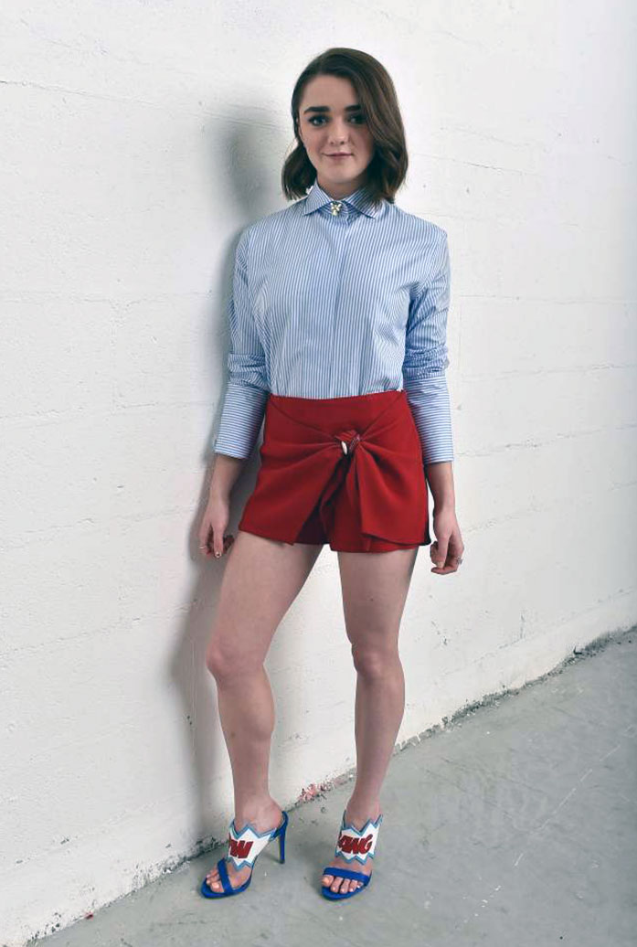 Maisie Williams nude sexy feet nipples pussy naked14 1 optimized