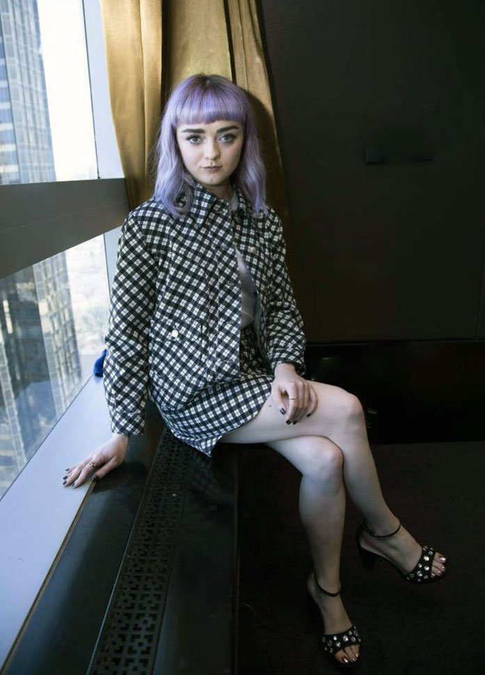 Maisie Williams nude sexy feet nipples pussy naked37 1 optimized