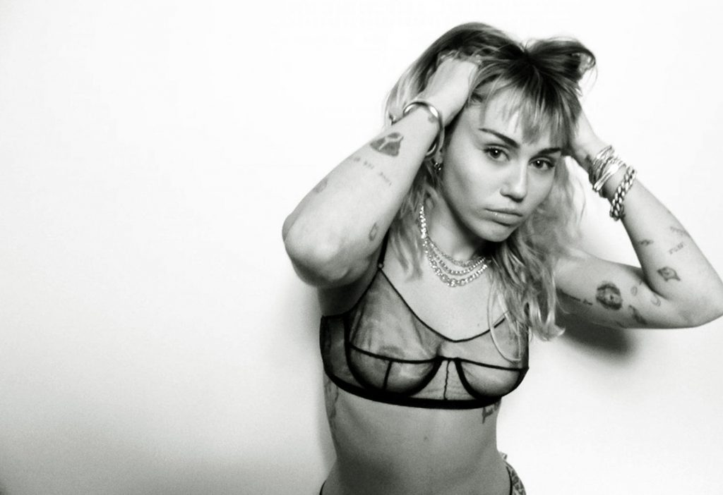 Miley Cyrus naked bikini topless sexy new tits ass pussy ScandalPost 9 1024x702 optimized