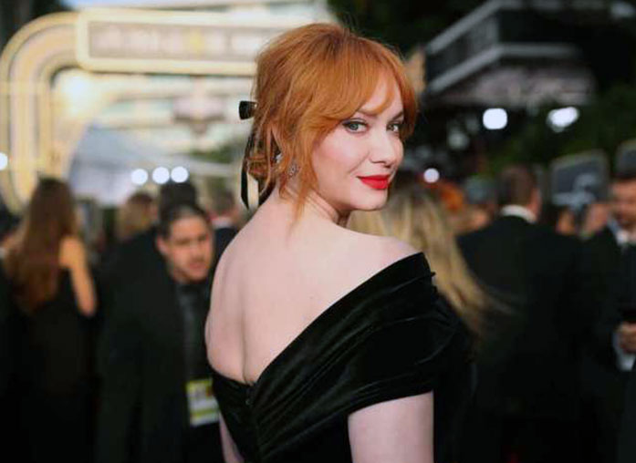 Christina Hendricks nude hot naked butt sexy cleavage20 optimized