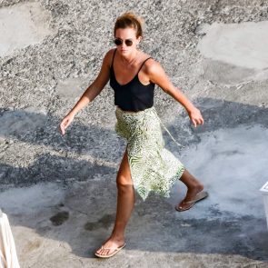 Emma Watson feet hot naked ScandalPost 10 295x295 optimized