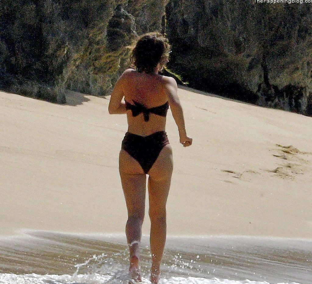 Emma Watson nude topless bikini ass tits pussy new ScandalPost 16 1024x932 optimized