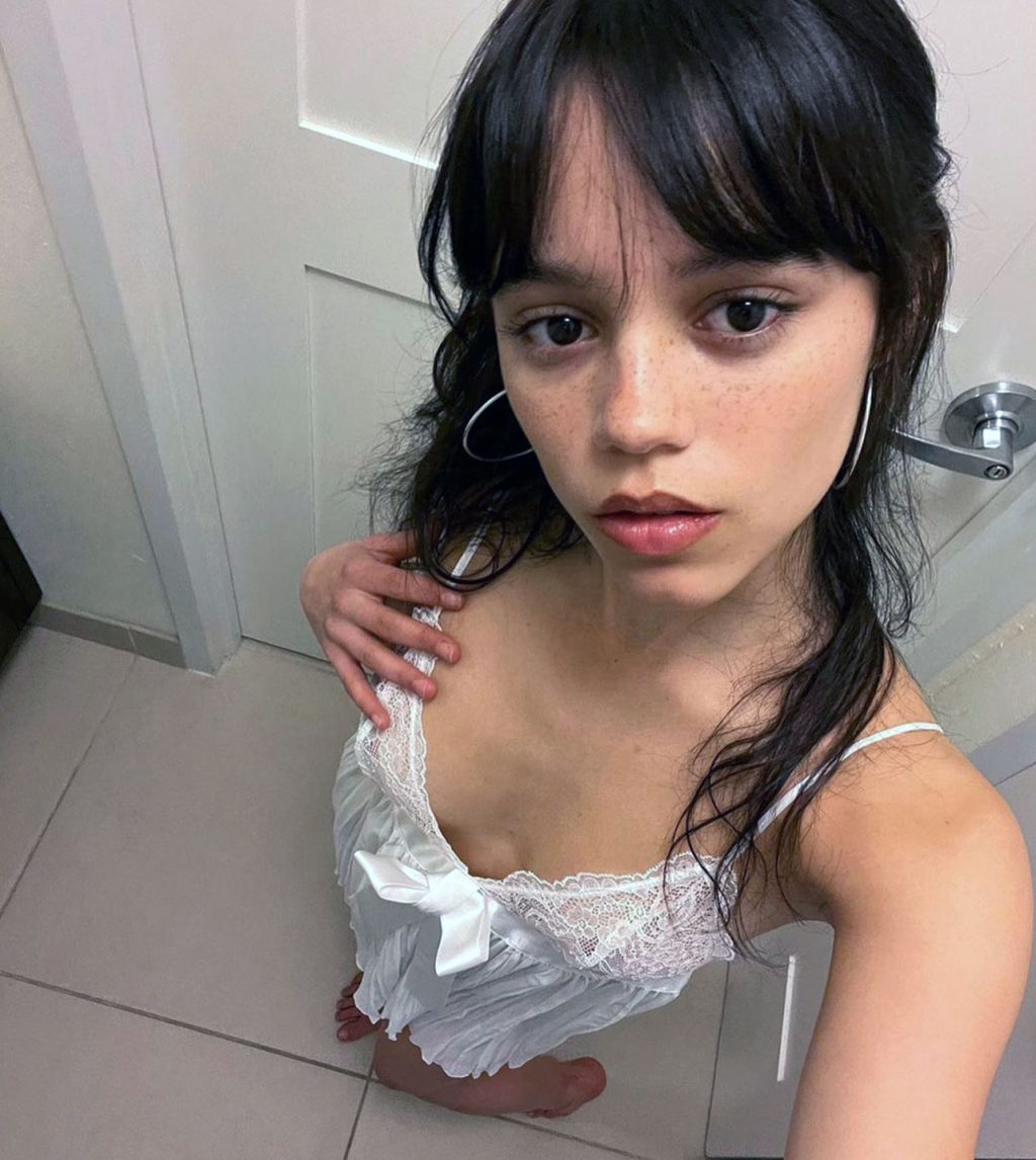 Jenna Ortega naked sexy leaked ScandalPost 1024x1146 optimized