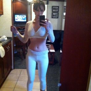 Jennifer Lawrence Nude Leaked Pics 25 295x295 optimized