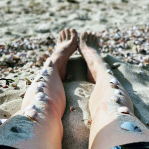 Lena Headey naked feet sexy topless bikini ScandalPost 28 295x295 optimized