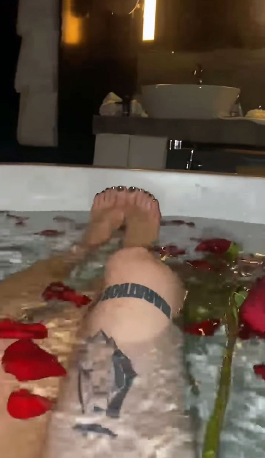 Megan Fox nude feet sexy toes bikini legs new ScandalPost 18 optimized