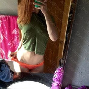 Sophie Turner Leaked Topless Selfie Exhibited Pics 2 295x295 optimized