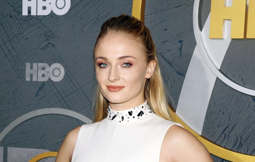 Sophie Turner nude topless cleavage nipples sexy hot32 1024x652 optimized