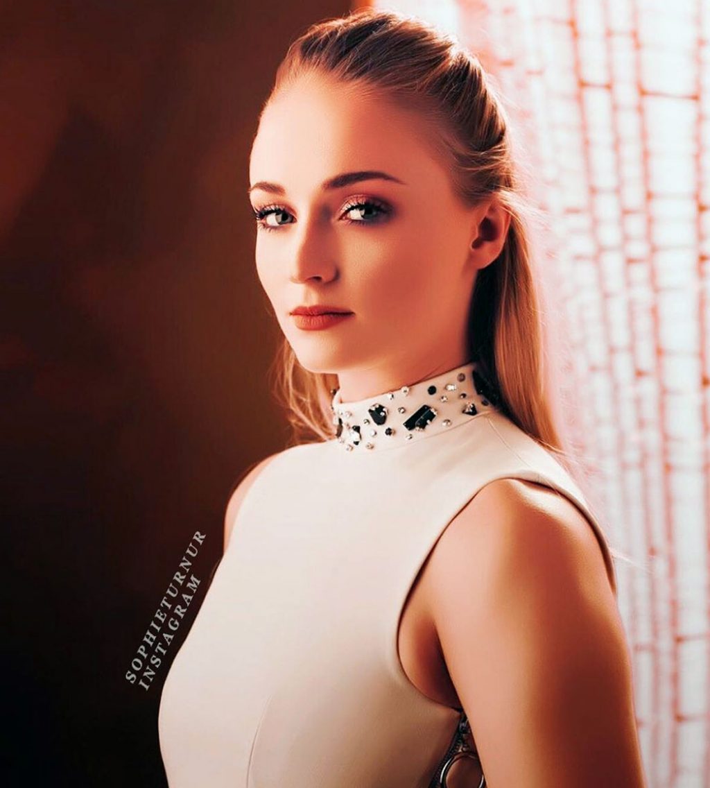 Sophie Turner nude topless cleavage nipples sexy hot44 1024x1136 optimized