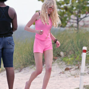 Taylor Momsen naked sexy topless feet bikini ScandalPost 7 295x295 optimized