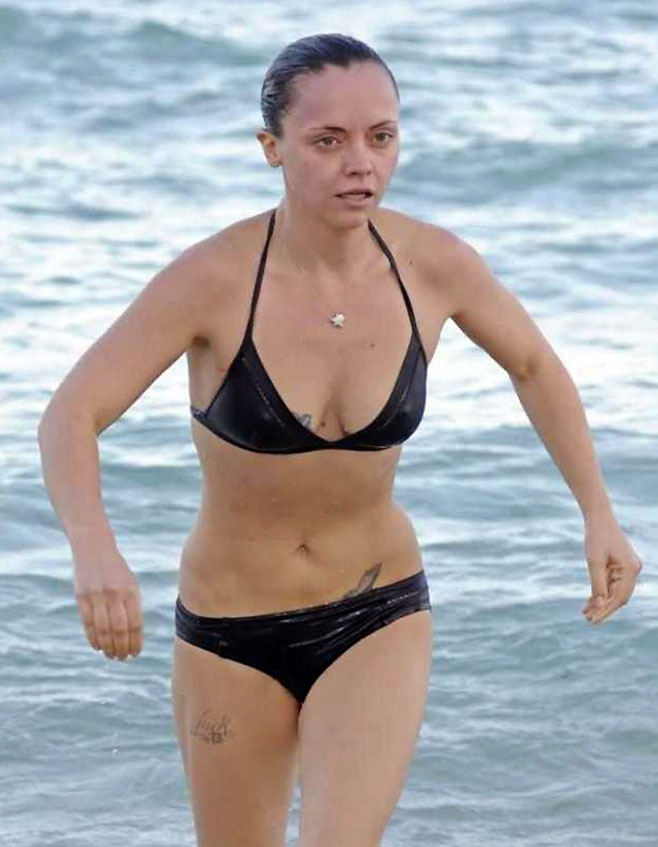 Christina Ricci nude sexy topless hot naked feet cleavage boobs31 2 optimized